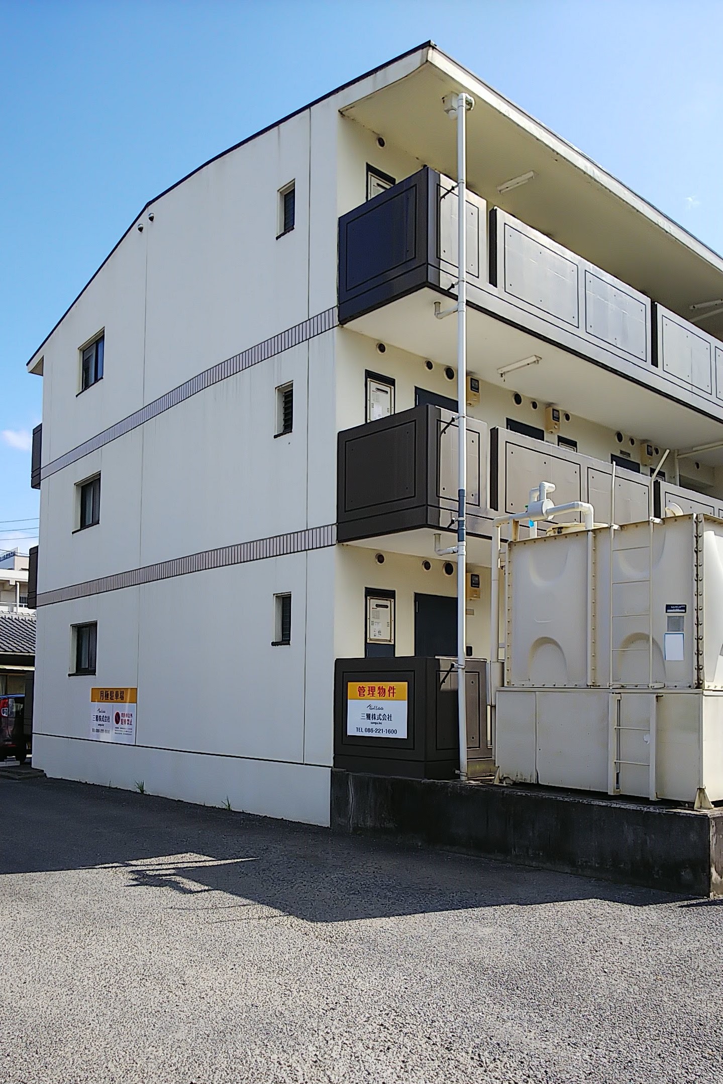 敷金・礼金　０円！水道代込の物件となります！<br />
家具家電レンタル（賃料プラス～）相談可能になりました！<br />
静かな住宅地にある物件で近隣には商業施設があります！　賃貸マンション