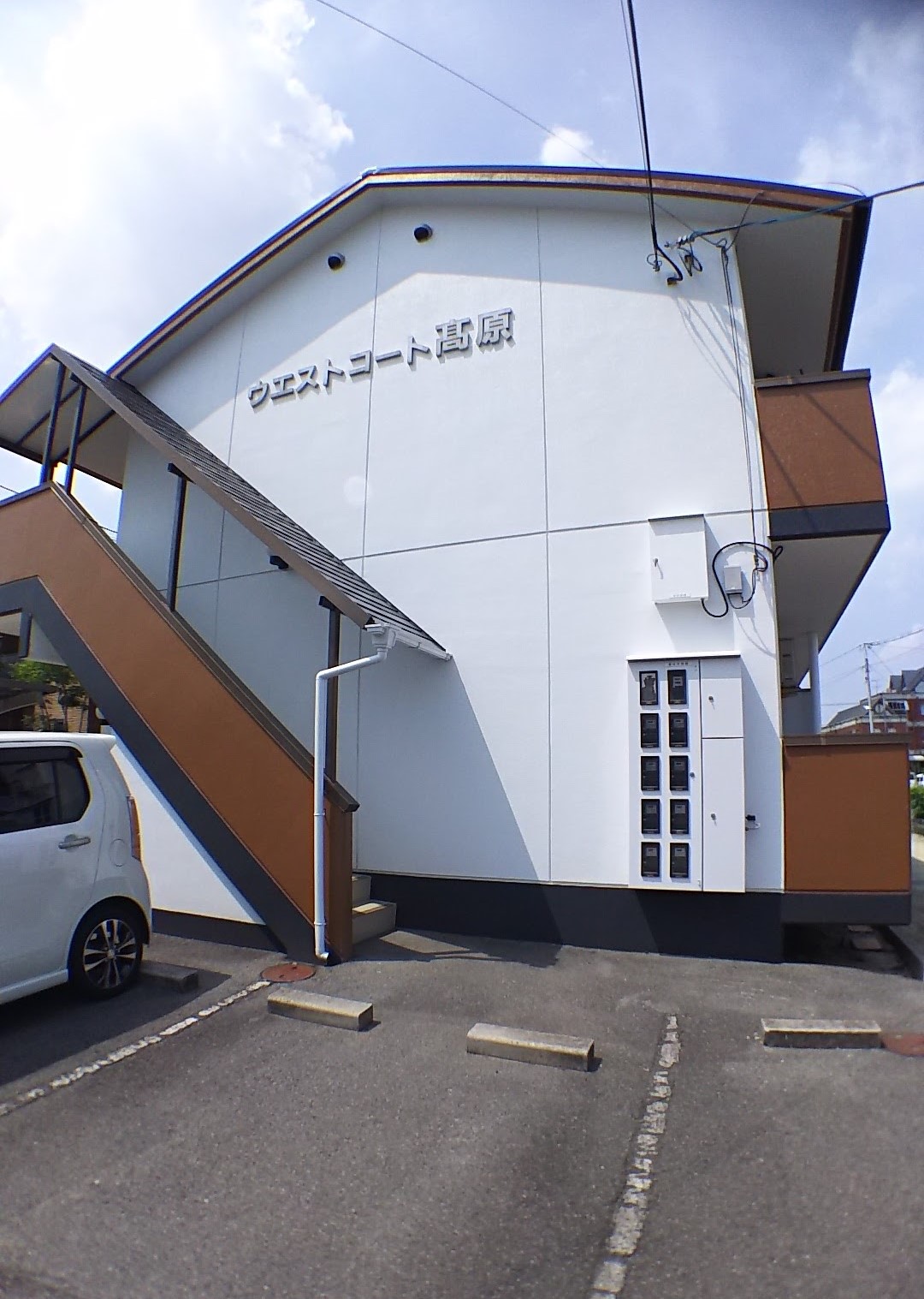 住宅街にある単身者向け物件です。<br />
内見ご希望の方は事前にお知らせください。<br />
<br />
　賃貸マンション